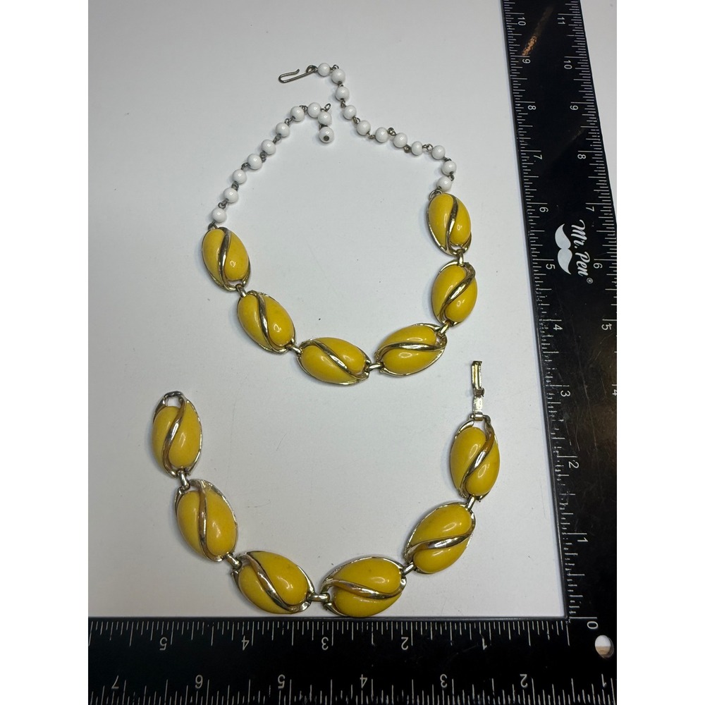 Vintage‎ Yellow Thermoset Moonglow Necklace and Bracelet Set Gold Tone MCM
